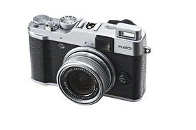 FUJIFILM Digital Camera X20S (Silver)12MP 2/3-inch EXR-CMOSII F2.0-2.8 Wide angle25mm 4x Optical Zoom F FX-X20S... N4
