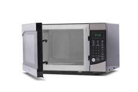 Westinghouse WM009 900 Watt Counter Top Microwave Oven, 0.9 Cubic Feet, Stainless Steel Front with Black Cabinet N7