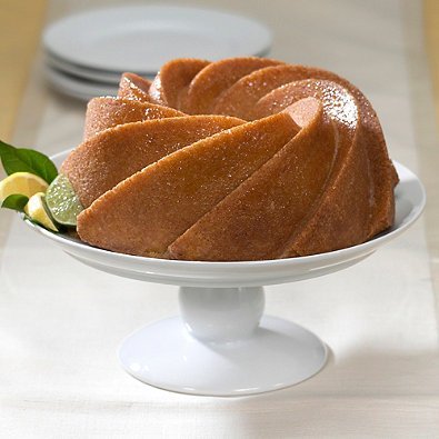 Nordic Ware&reg; 10-cup Capacity Heritage Bundt Pan Aluminum Construction N2