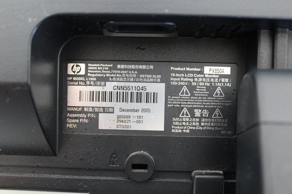 HP 19" LCD TFT Monitor W/ Stand VGA L1906 PX850A Grade A N6