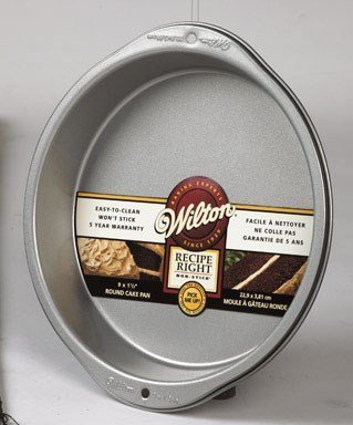 Wilton #2105-958 9" Round Cake Pan