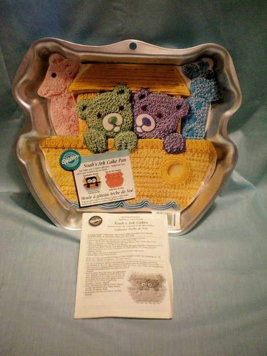 Wilton Noah's Ark Cake Pan w/ Insert and Instructions