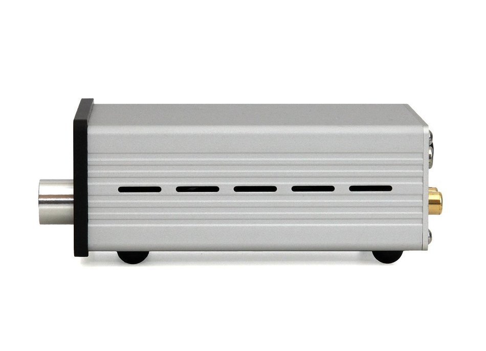 Soundfort DS-200: high-performance USB DAC - DSD5.6MHz (DoP), PCM192kHz / 32bit support N6