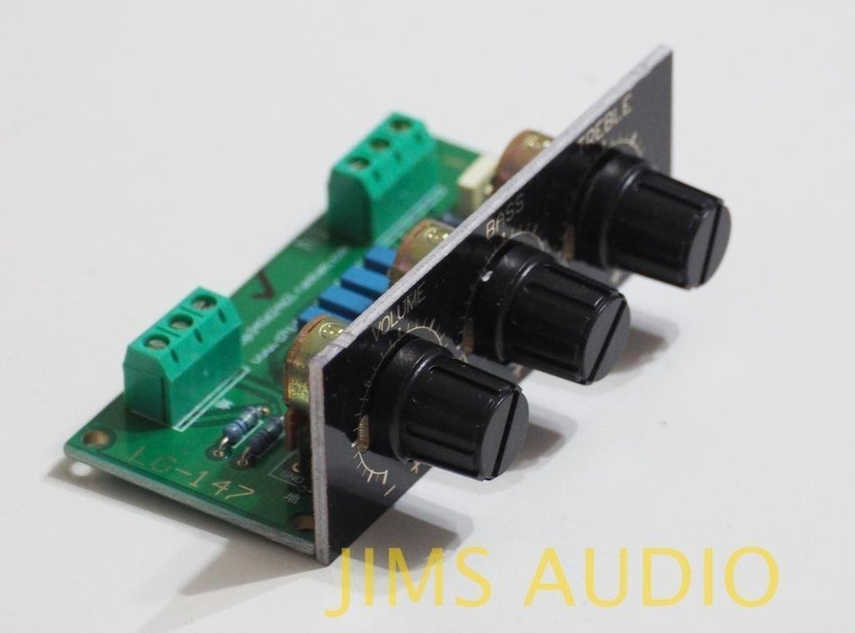 Low noise low distortion passive stereo tone control assembled N2