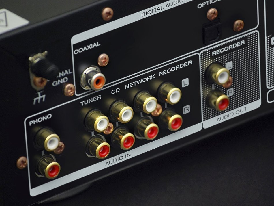 Marantz PM6005 Hi-Fi Integrated Amplifier with Digital Inputs N6
