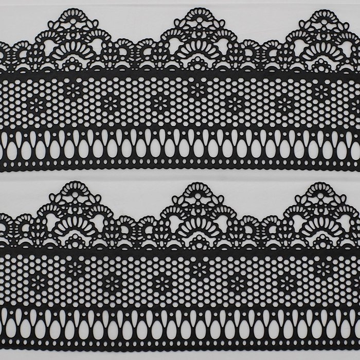 Funshowcase Ready to Use Edible Cake Lace Lattice with Small Daisy Black 14-inch 10-piece Set N2