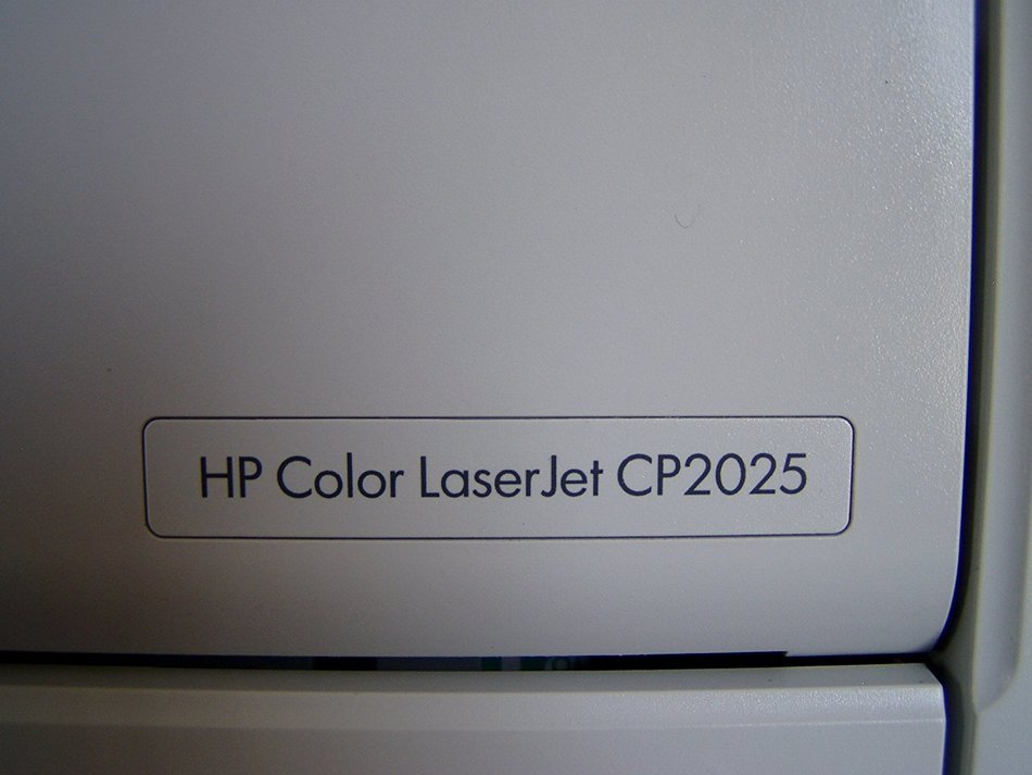 Hp Color Laserjet Cp2025n Cb494a Printer W/test Print Low P.c. No Toners nor Accessories N3