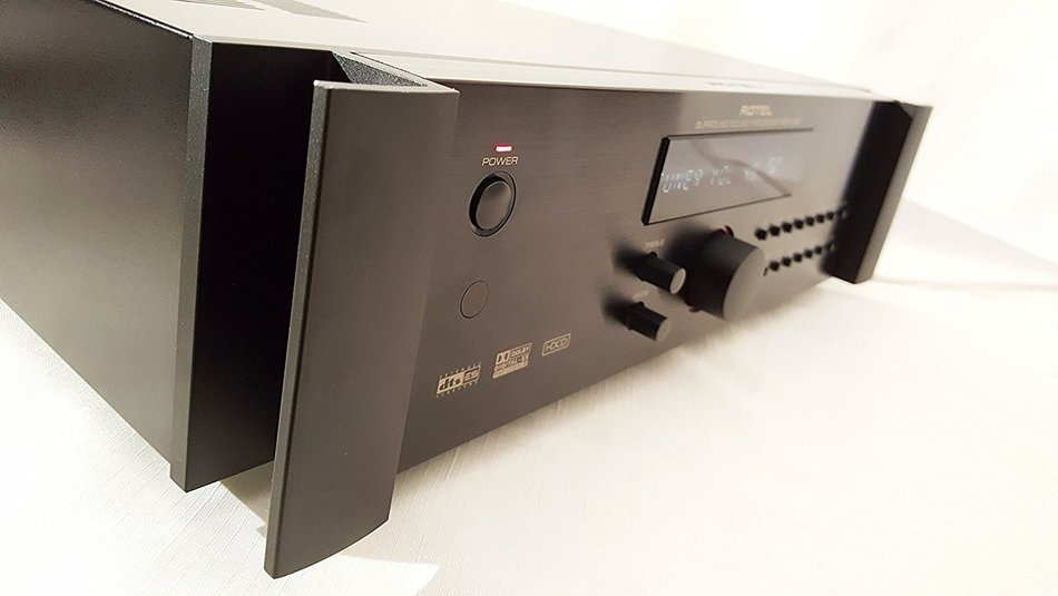Rotel RSP-1066 Audiophile 7-Channel Surround Preamp Processor N7