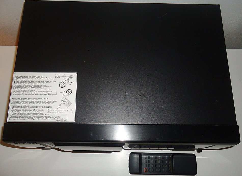Pioneer PD-F705 26 Disc CD Changer Complete with Remote AV Cables and Instruction Manual - Compact Disc - Music N8
