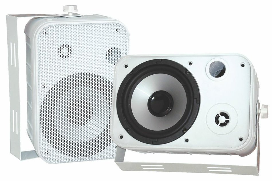 Pyle Stereo Receiver and Marine Speaker Package - PT4601AIU 800 Watts Stereo Receiver AM-FM Tuner/USB/SD/Ipod... N5