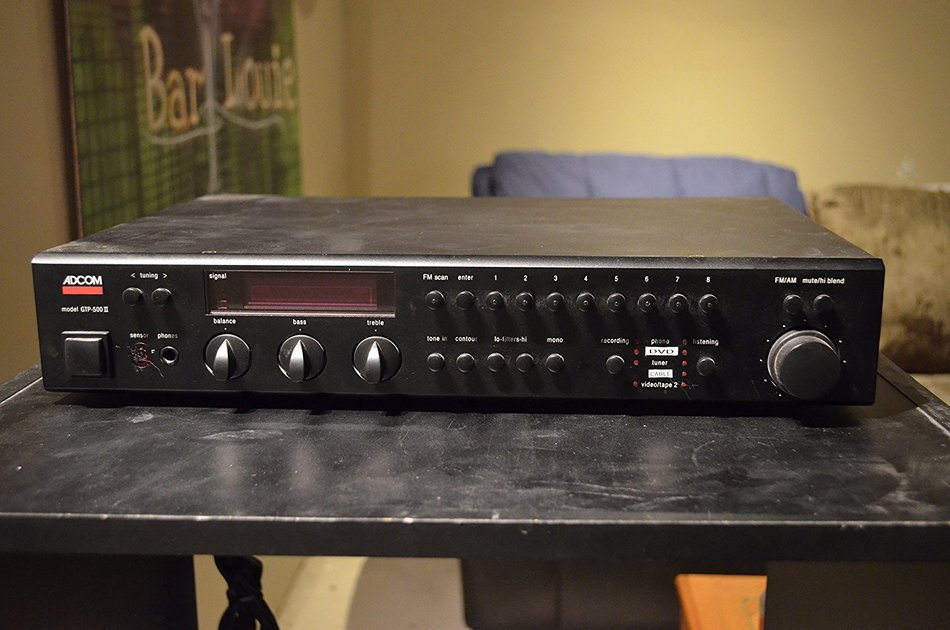 Adcom Model GTP-500 II AM / FM Tuner/Preamplifier in excellent condition N2
