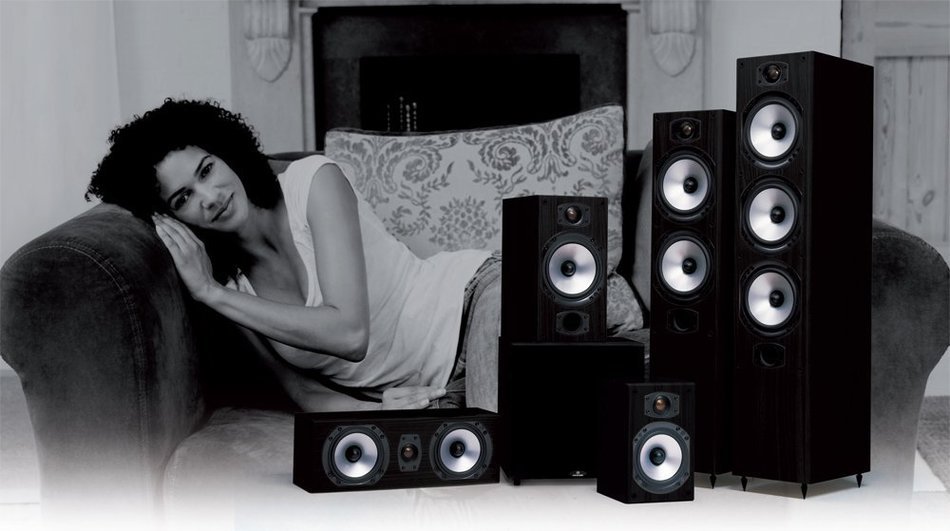 Monitor Audio M4 Speaker (Black Oak Vinyl, Each) (Discontinued by Manufacturer) N2