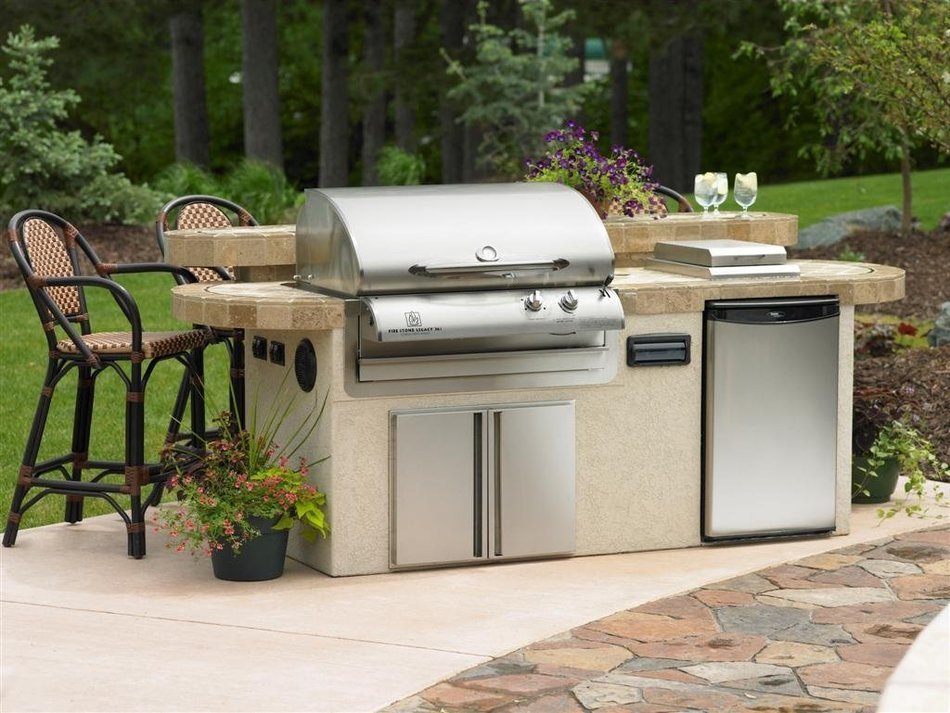 St. Martin 8ft Island w/Slate Tile & Ameristone Tan Stucco, Danby Fridge, 27"Double SS Door, MP3 Stereo & LED...