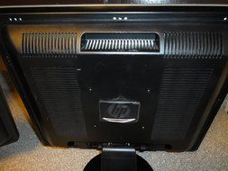 HP L1706 17&quot; 1280x1024 LCD VGA Monitor (Silver/Black) N4