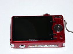 Kodak EasyShare MD863 8.2MP 3x Optical/5x Digital Zoom HD Camera (Red) N3