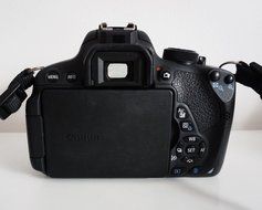 Canon T5i Body Only - International Version N5