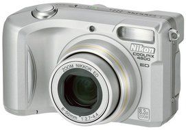 Nikon Coolpix 4800 4MP Digital Camera with 8.3x Optical Zoom N2