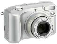 Nikon Coolpix 4800 4MP Digital Camera with 8.3x Optical Zoom N3