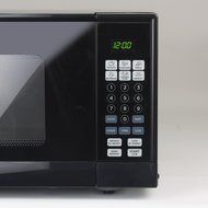 Westinghouse WM009 900 Watt Counter Top Microwave Oven, 0.9 Cubic Feet, Stainless Steel Front with Black Cabinet N11