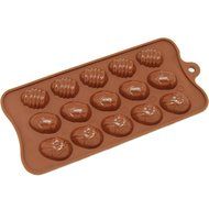 Freshware CB-604BR 16-Cavity Silicone Christmas Tree, Ornament and Star Chocolate, Candy and Gummy Mold N7