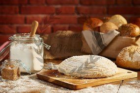 BANNE MOMMA Banneton Proofing Basket 9 Inch For Bread and Dough with Liner + Bonus 13 inch Linen Bread Bag N6