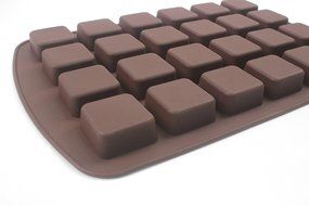 Q-life 24-cavity Silicone Brownie Squares Baking Mold Cake Chocolate Pan Candy Silicone Baking Mold Tray (1pce... N8