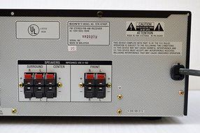 SONY STR-K740P SILVER FM STEREO FM AM RECEIVER 5.1 CHANNEL DIGITAL AUDIO/VIDEO CONTROL CENTER 80 WATTS N4