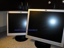 HP L1706 17&quot; 1280x1024 LCD VGA Monitor (Silver/Black) N6