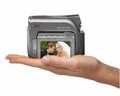 Canon ZR700 MiniDV Camcorder with 25x Optical Zoom (Discontinued by Manufacturer) N2