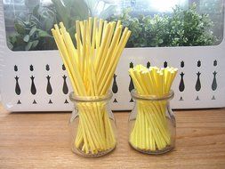 Dealglad 100pcs Paper Lollipop Sucker Sticks for Cake Pops Candy, 6-inch By 5/32-inch (Purple) N8