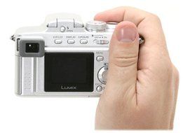 Panasonic Lumix DMC-FZ3 3MP Digital Camera with 12x Image Stabilized Optical Zoom N5