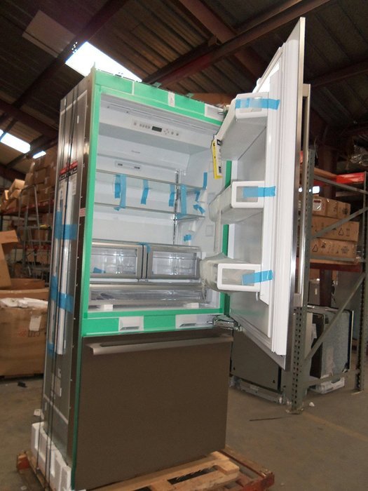 Thermador 19.7 Cu. Ft. Stainless Steel Bottom Freezer Refrigerator - T36BB810SS N3