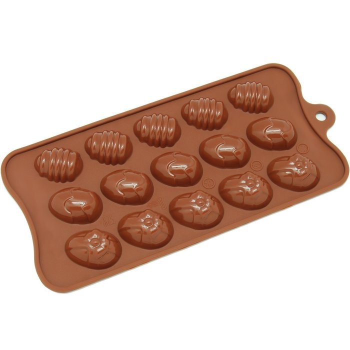 Freshware CB-604BR 16-Cavity Silicone Christmas Tree, Ornament and Star Chocolate, Candy and Gummy Mold N7