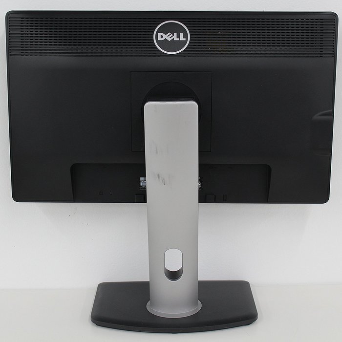 Dell P2212HB Black 22" WideScreen Screen 1920 x 1080 Resolution LCD Flat Panel Monitor N3