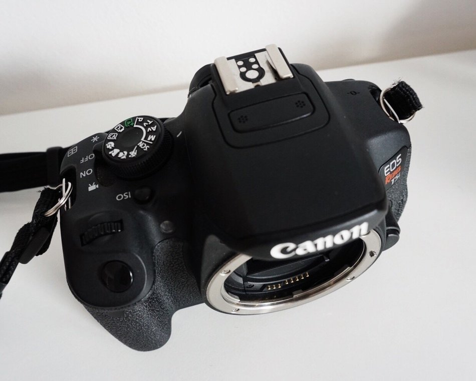 Canon T5i Body Only - International Version N6