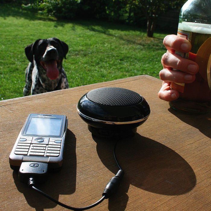 HIS PSMOBIWH Wavemaster MOBI Portable Speaker (White) N7