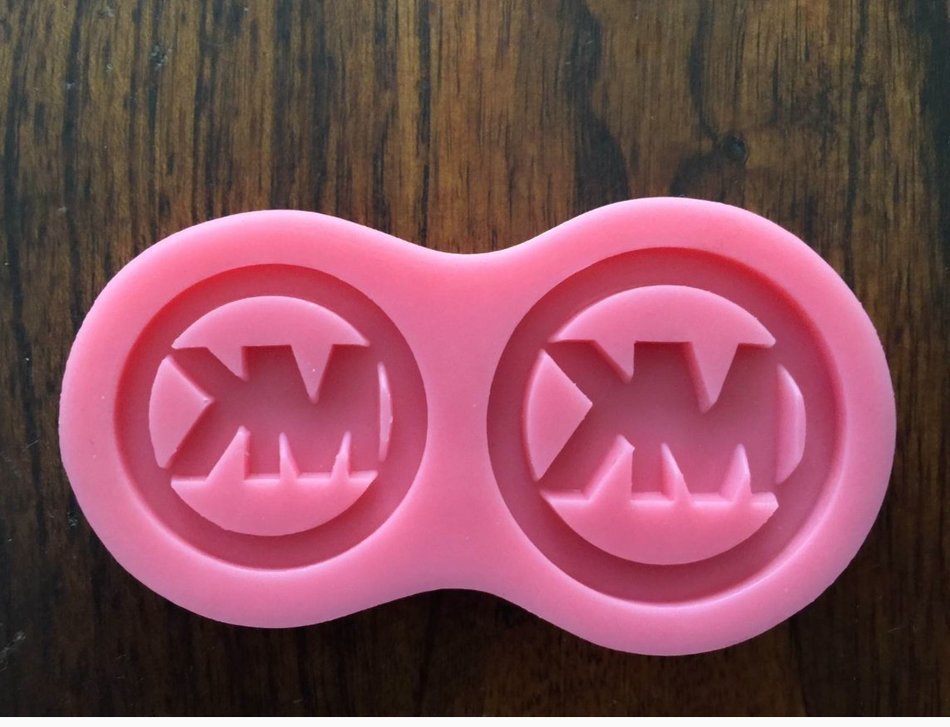 DESIGNER FASHION LOGO SILICONE MOLD FOR FONDANT CHOCOLATE CANDY GIRLS PARTY