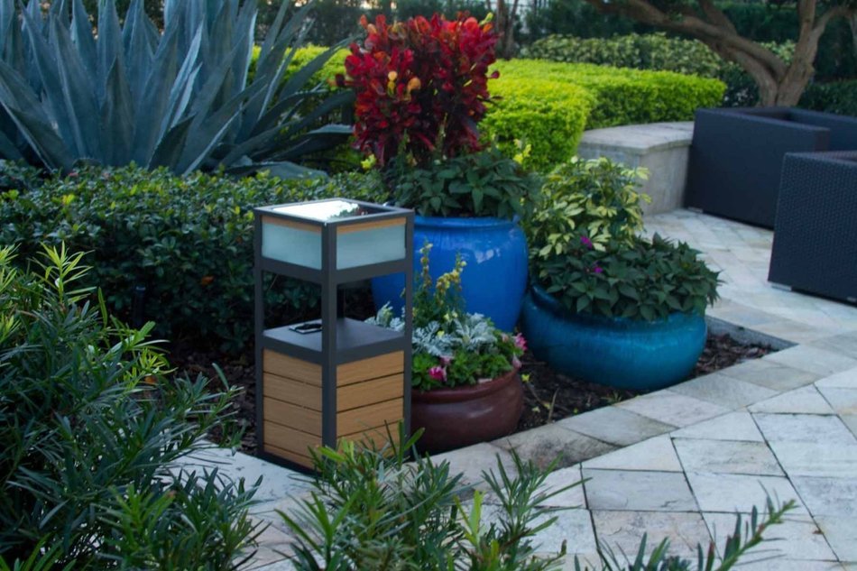 SOLAR POWERED OUTDOOR BLUETOOTH SPEAKER AND TABLE - PORTICO SOLAR SOUND BY FRESHETECH N3