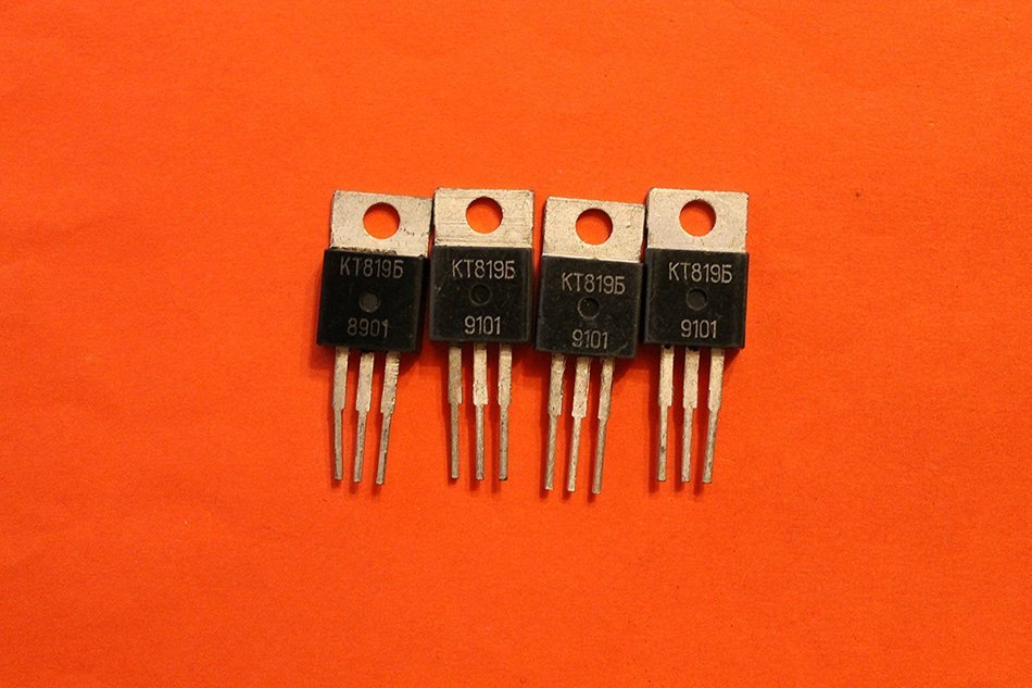 Transistor silicone KT819B analogue 2N5490, 2N6129, BD293, BD533 USSR 15 pcs