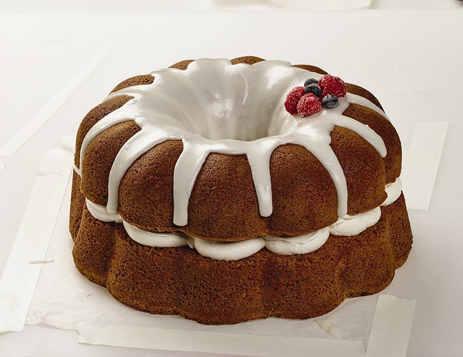 Baker's Advantage Fillables 2-Piece Non-Stick Round Cake Pan, 10-Inch N10