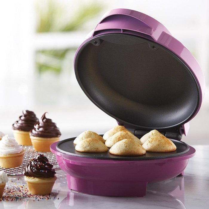 1 - Mini Cupcake Maker, 750W, Preheat & power indicator light , Convenient cord wrap