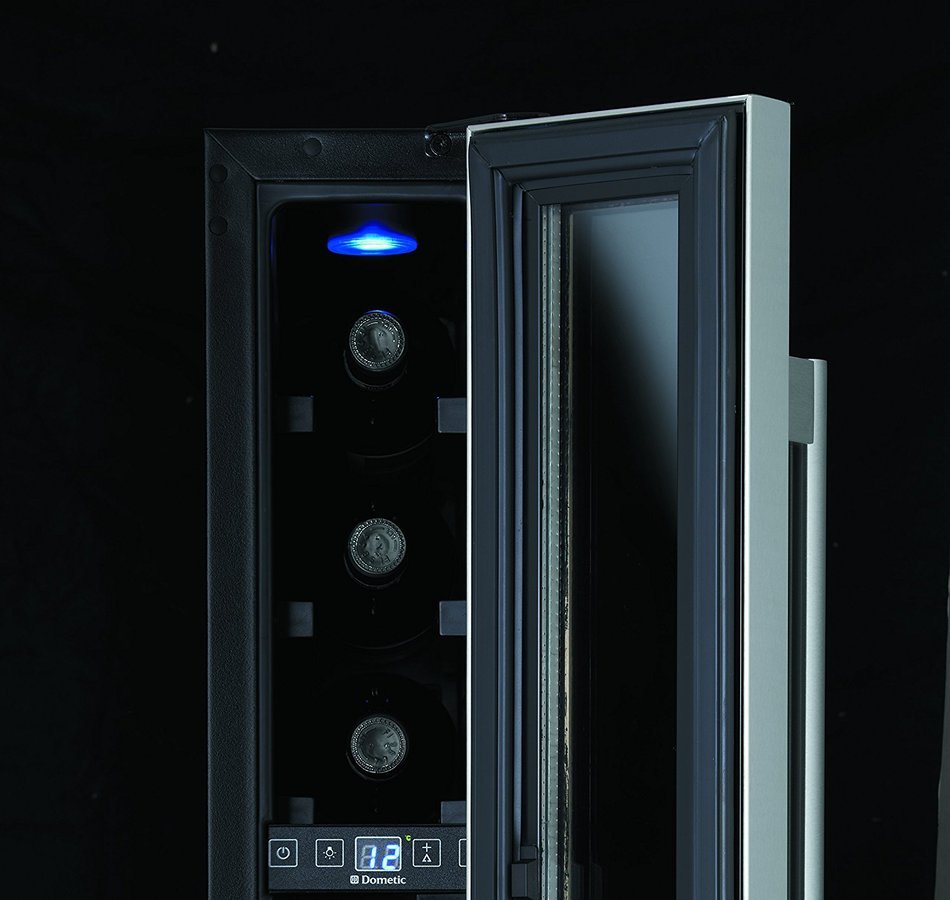 deviceSTYLE CD-7 7 Bottle Compact Wine Cooler (import japan) N8