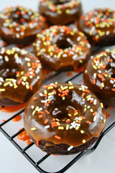 Baking Bundle - Non Stick Donut Pan - 6 Cavity Donut Maker for Healthy Homemade Baked Donuts and Bagels - [2 Pack... N2