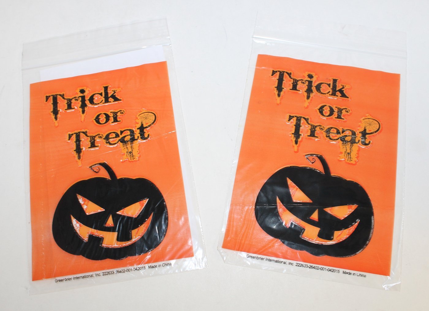 3 Packs of 40pcs (Total 120 Bags) Clear Halloween Random Style Flat