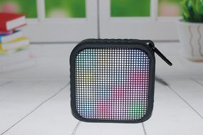 Bluetooth Speakers colorful lights support built-in Bluetooth wireless transmission , hands-free calls Self -... N5