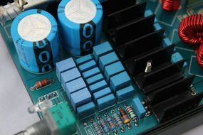 SMSL SA-50 2x50W D-AMP TDA7492 Hi-Fi Stereo Amplifier + Power Adapter - Gold N9