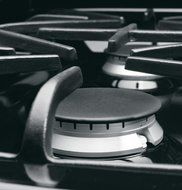 GE JGS650SEFSS 30" Stainless Steel Gas Slide-In Sealed Burner Range N8