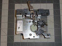 013250-000 Door Latch Assembly N2
