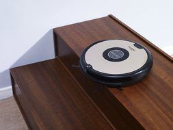 Sadun R8 Robotic Vacuum Cleaner with Tank Mop, Smart Return Charge N8