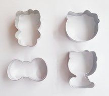 Yunko 4pcs Hello Kitty Qute Stainless Steel Cookie Cutter Fondant Cutter Cake Cake Decoration Tools BOW Kitty... N2